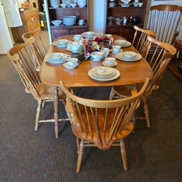 Maple Table & 5 Chairs - Image 3