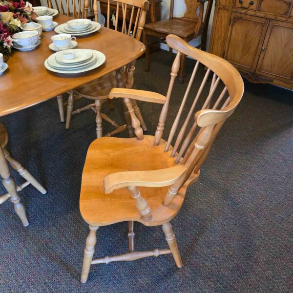 Maple Table & 5 Chairs - Image 4