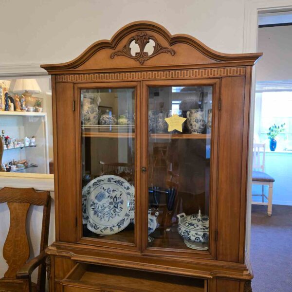 Vintage Hutch - Image 4