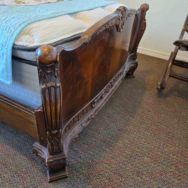 Vintage Twin Bed - Image 6