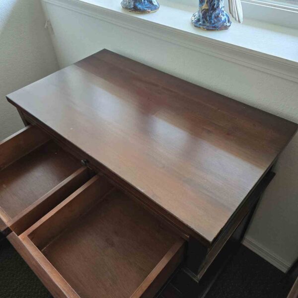 Mahogony Two Drawer End Table - Image 5