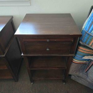 Mahogony Single Drawer End Table