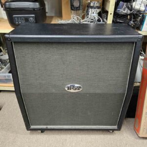 B-52 AT412A 4x12 480W Slant Guitar Cabinet