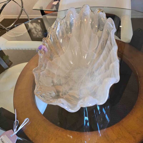 Murano-style Open Clam Shell Glass Bowl - Image 2