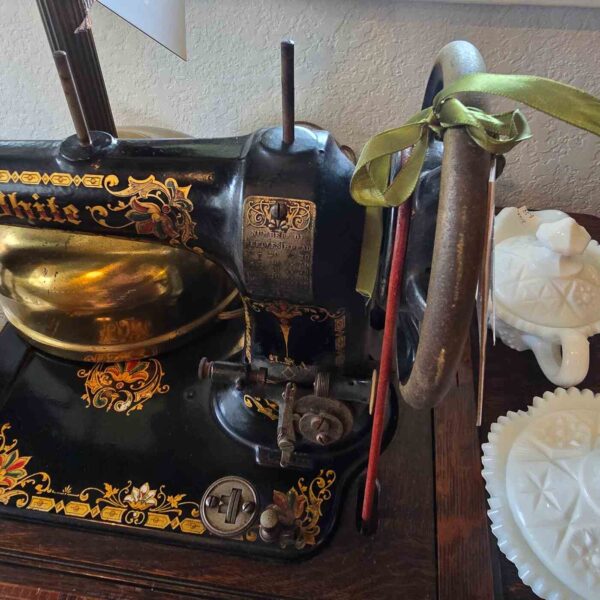 Vintage Sewing Machine and Cabinet - Image 4