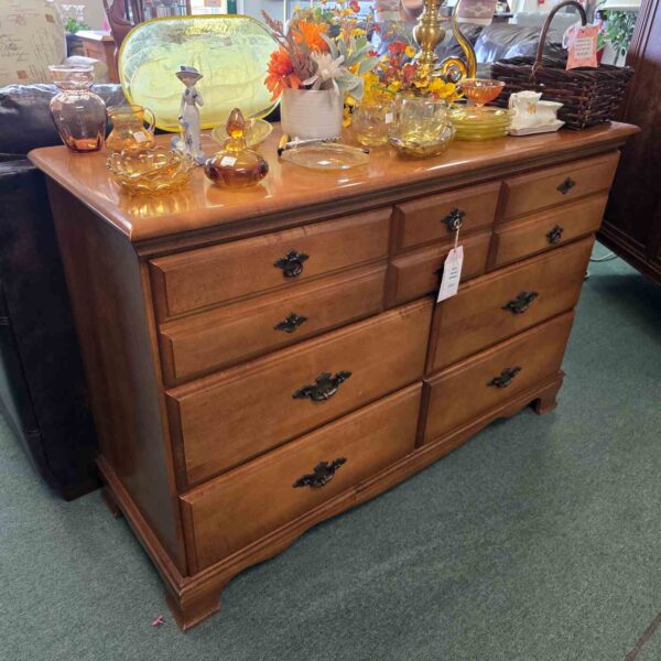 7 Drawer Maple Dresser w/Mirror