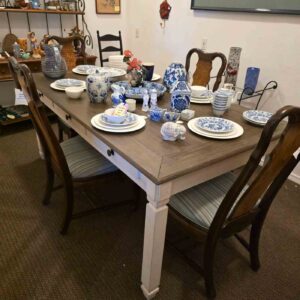 Signature Design by Ashley "Bolanburg" 6 Drawer Dining Table