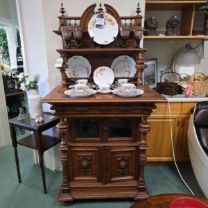 Belgium Hutch